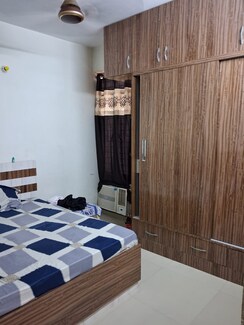2 BHK Apartment For Sale in Suncity Avenue 102