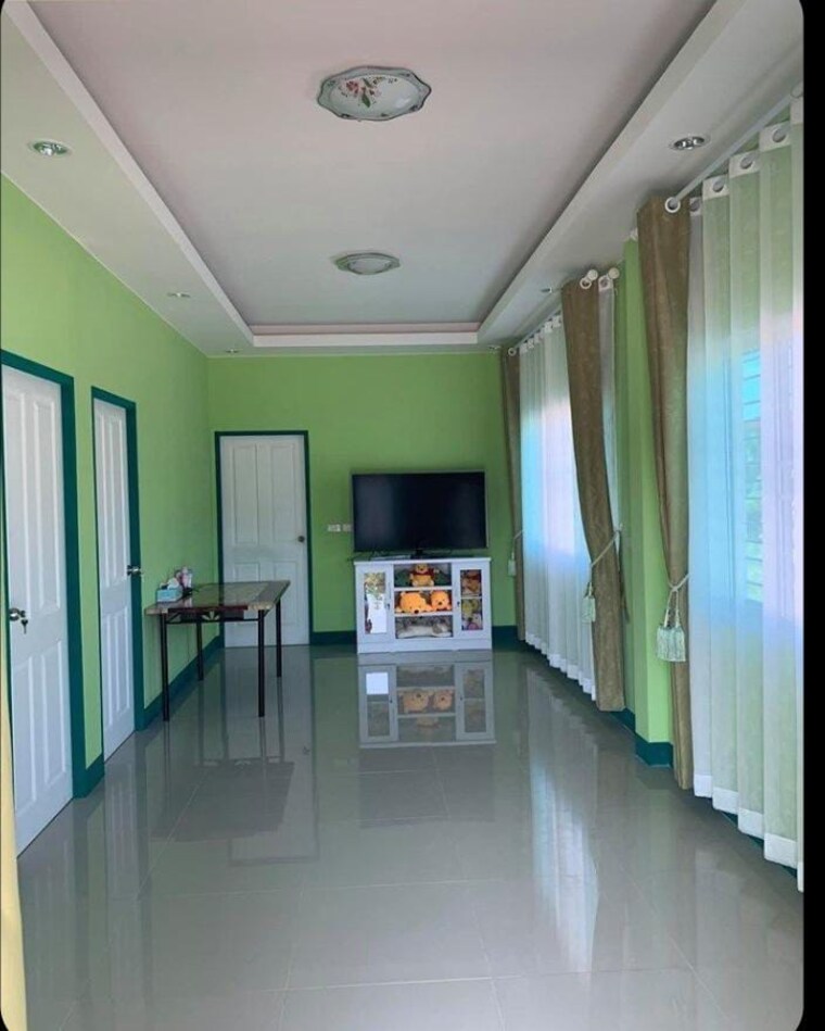 Room, vibhuti khand Pg For Boys & Girls In Vibhuti Khand 9710938