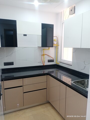 Kitchen in 1 BHK Builder Floor at Vasant Kunj – for Rent