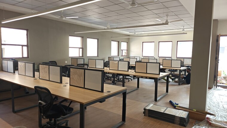 Team Area, sector 65 Commercial Office Space in IT/SEZ 4000 Sq.Ft. In Sector 65 Noida 9710992