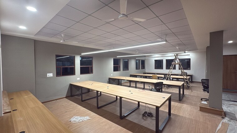 Team Area, sector 65 Commercial Office Space in IT/SEZ 4000 Sq.Ft. In Sector 65 Noida 9710992