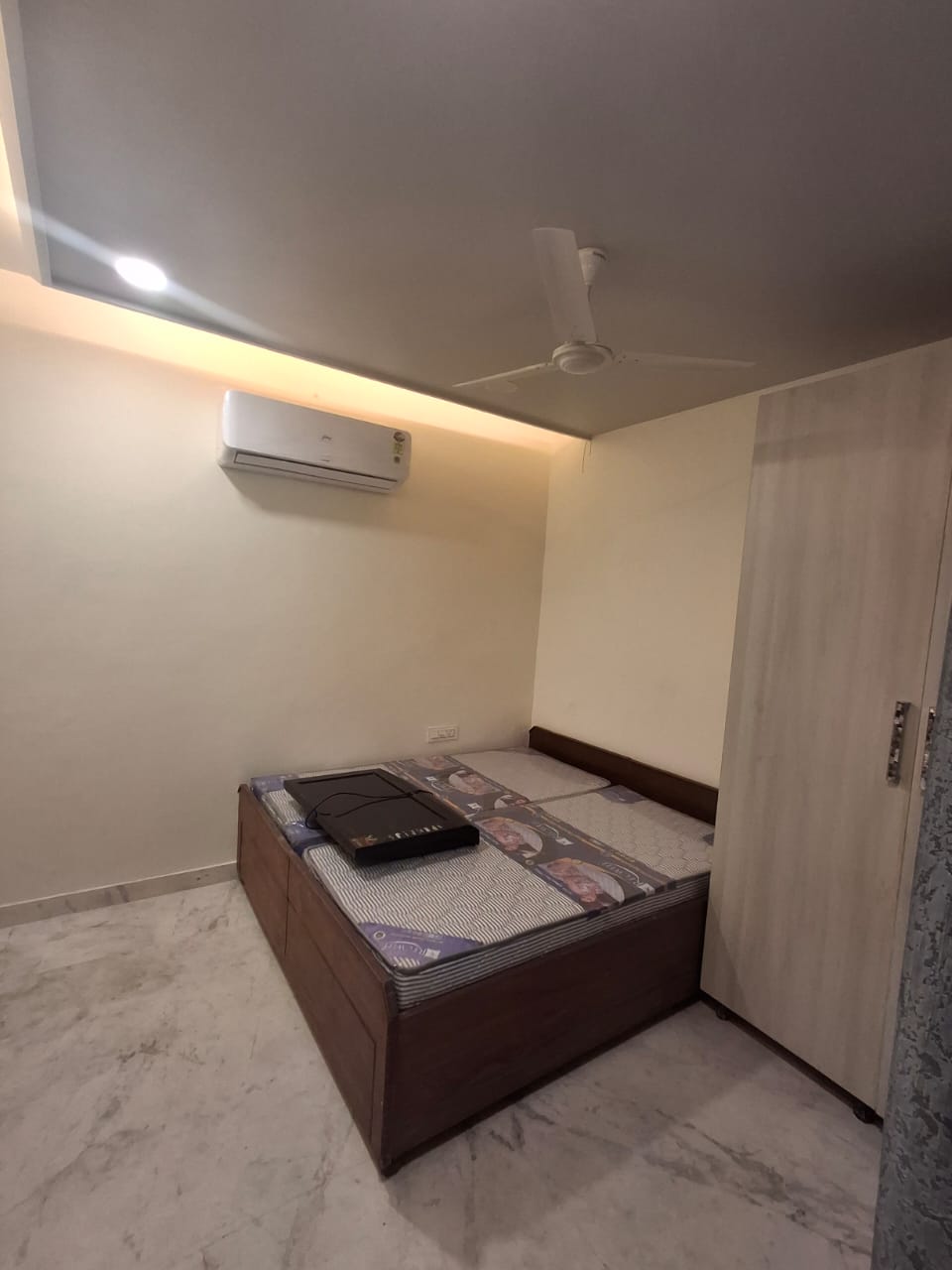 3 BHK + Extra Room Apartment For Rent in Sector 46