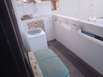 Attached Bathroom in 3 BHK Independent House at Sector 4 – for Rent