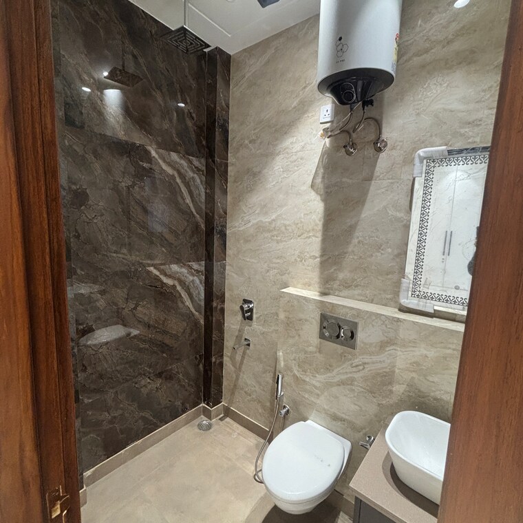 Attached Bathroom, vikas puri 3 Bedroom 1180 Sq.Ft. Builder Floor In Vikas Puri Delhi 9711205