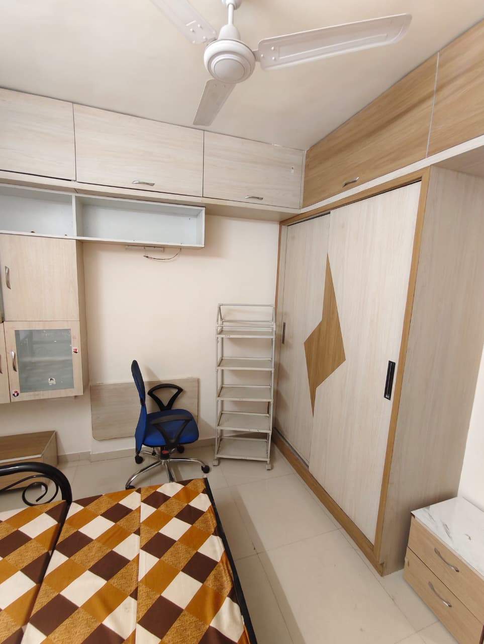 2 BHK Apartment For Rent in Geeta Gold Floristaa