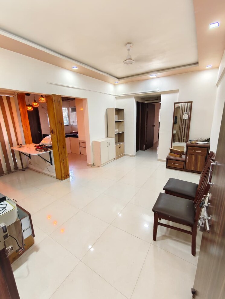 Living Room, geeta-gold-floristaa 2 Bedroom 1000 Sq.Ft. Apartment In Kharadi Pune 9711026