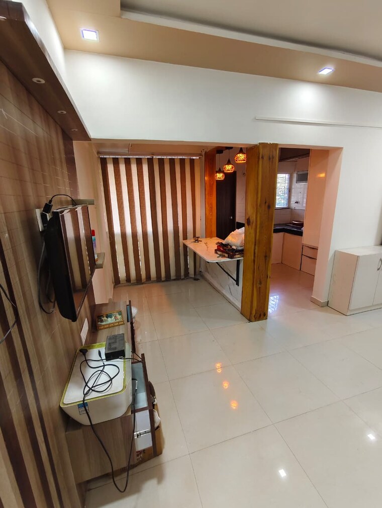 Living Room, geeta-gold-floristaa 2 Bedroom 1000 Sq.Ft. Apartment In Kharadi Pune 9711026