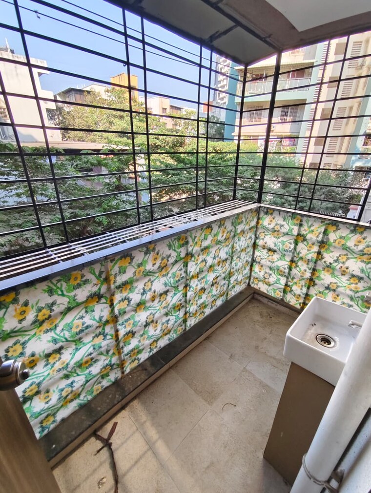 Balcony, geeta-gold-floristaa 2 Bedroom 1000 Sq.Ft. Apartment In Kharadi Pune 9711026