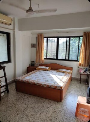 Room in  Pg at Vikash Khand – for Rent