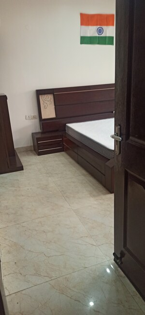 Living Room in 4 BHK Apartment at Anand Niketan CGHS, Sector 52 – for Rent