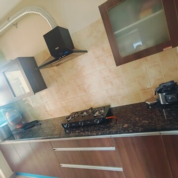 Furnished Amenities in 3 BHK Apartment at Eldeco Accolade, Saini Colony – for Rent