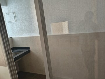 Furnished Amenities in 2.5 BHK Apartment at Kharadi – for Rent