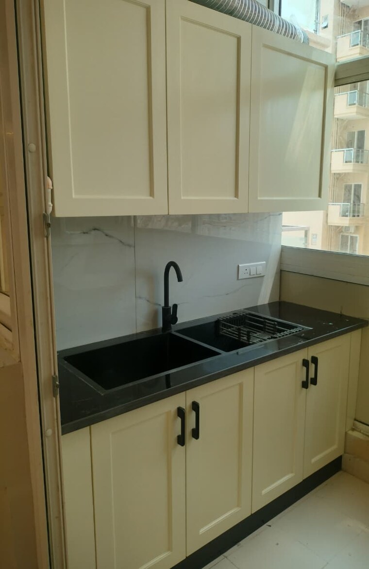 Kitchen, gaur-city-2-12th-avenue 3 Bedroom 1320 Sq.Ft. Apartment In Sector 16c Greater Noida Greater Noida 9711256