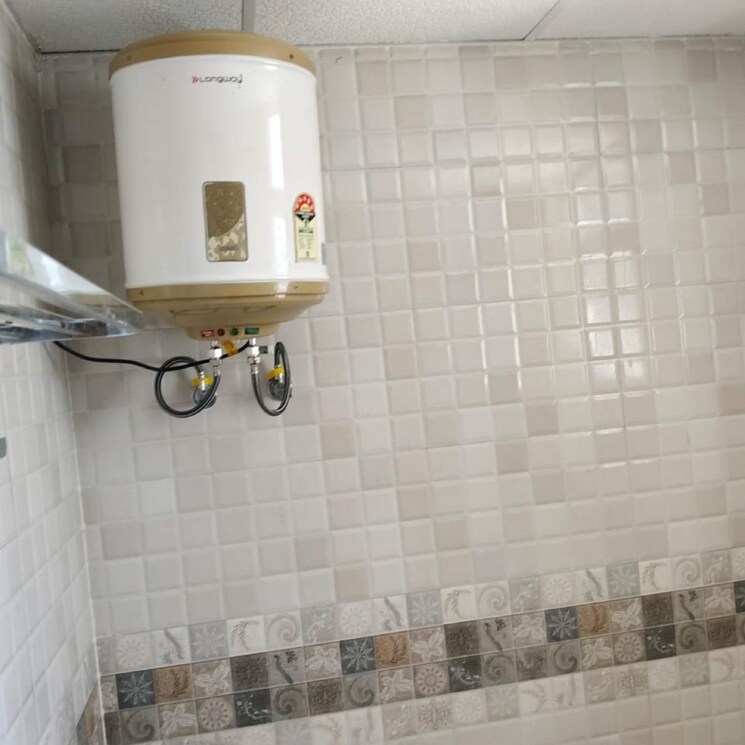 Bathroom, signature-global-park-4-and-5 3 Bedroom 1120 Sq.Ft. Apartment In Sohna Sector 34 Gurgaon 9711277