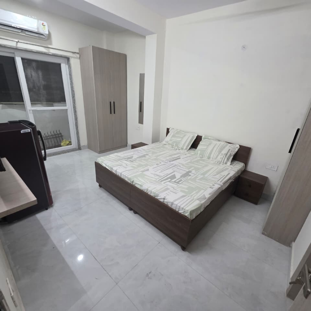 1 RkApartment For Rent in Sector 56