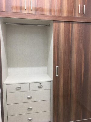 Furnished Amenities in 4 BHK Apartment at Emaar The Enclave, Sector 66 – for Rent