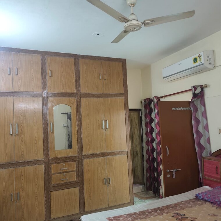 undefined, gomti nagar Pg For Girls In Gomti Nagar 9711400