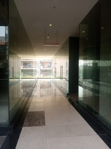  Shop For Sale in Elan Epic, Sector 70