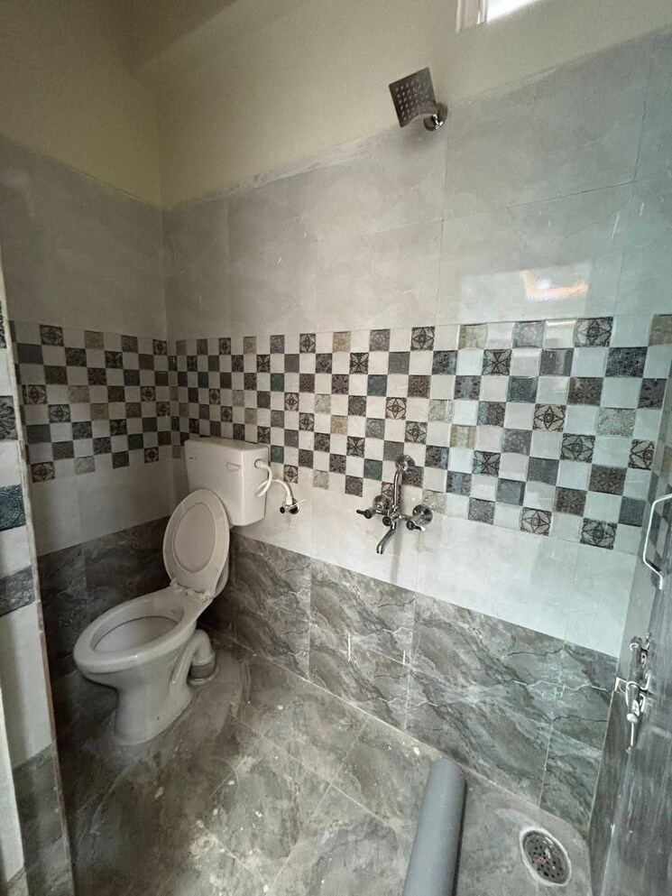 Bathroom, kondapur 2 Bedroom 1250 Sq.Ft. Apartment In Kondapur Hyderabad 9711764