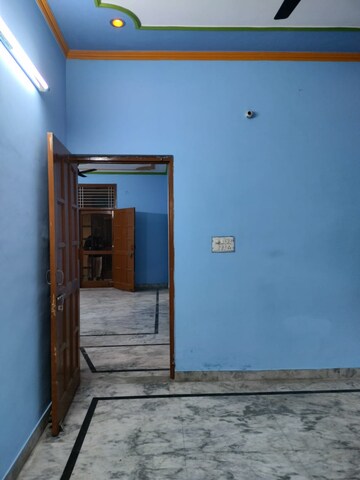 Room in 2 BHK Independent House at Sector 7 – for Rent