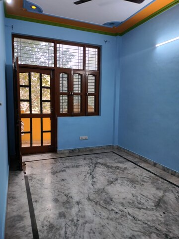 Room in 2 BHK Independent House at Sector 7 – for Rent