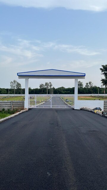  Plot For Sale in Paradise City Hyderabad, Mothighanapur