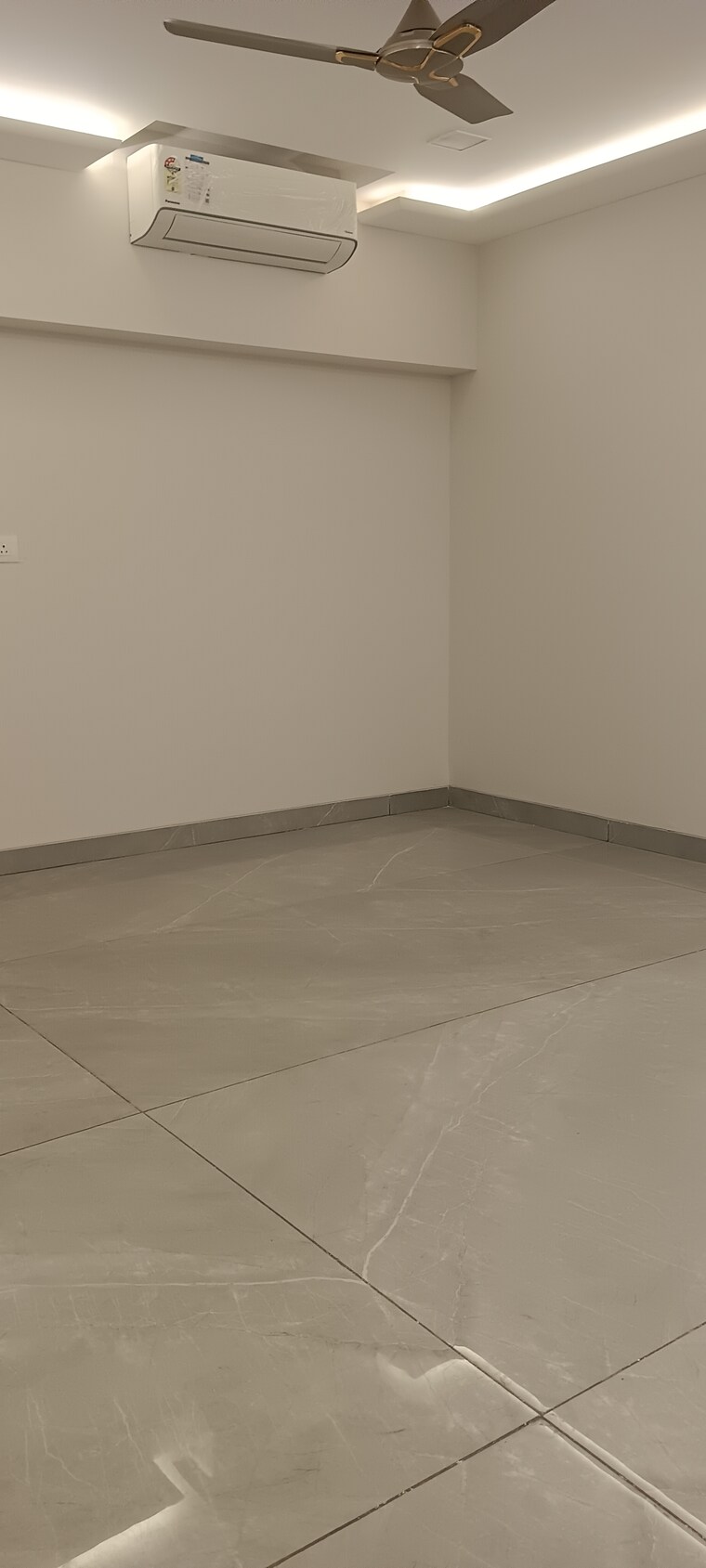 Room, hubtown-ruby 3 Bedroom 1150 Sq.Ft. Apartment In Andheri West Mumbai 9712139