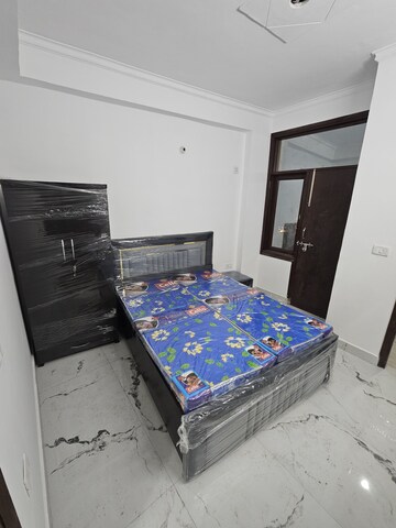 Bedroom in 1 BHK Builder Floor at Saket – for Rent