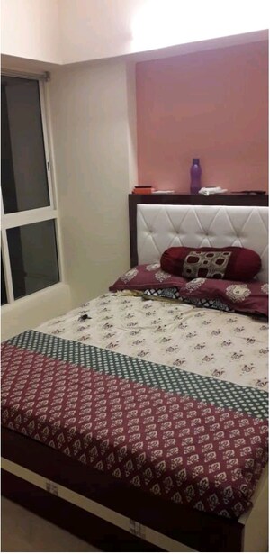 Bedroom in 2 BHK Apartment at Lodha Amara, Kolshet Road – for Rent
