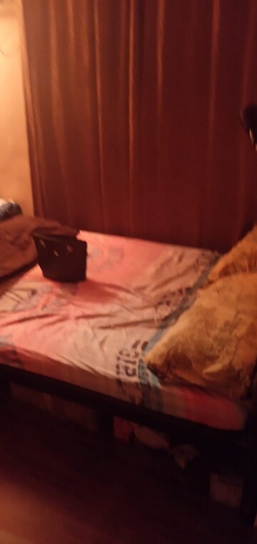 Bedroom in 2 BHK Apartment at Bandra West – for Rent