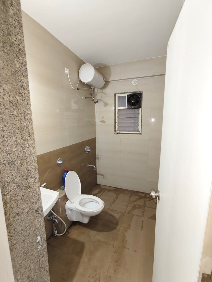 Bathroom, guardian-eastern-meadows 3 Bedroom 1600 Sq.Ft. Apartment In Wagholi Pune 9712159