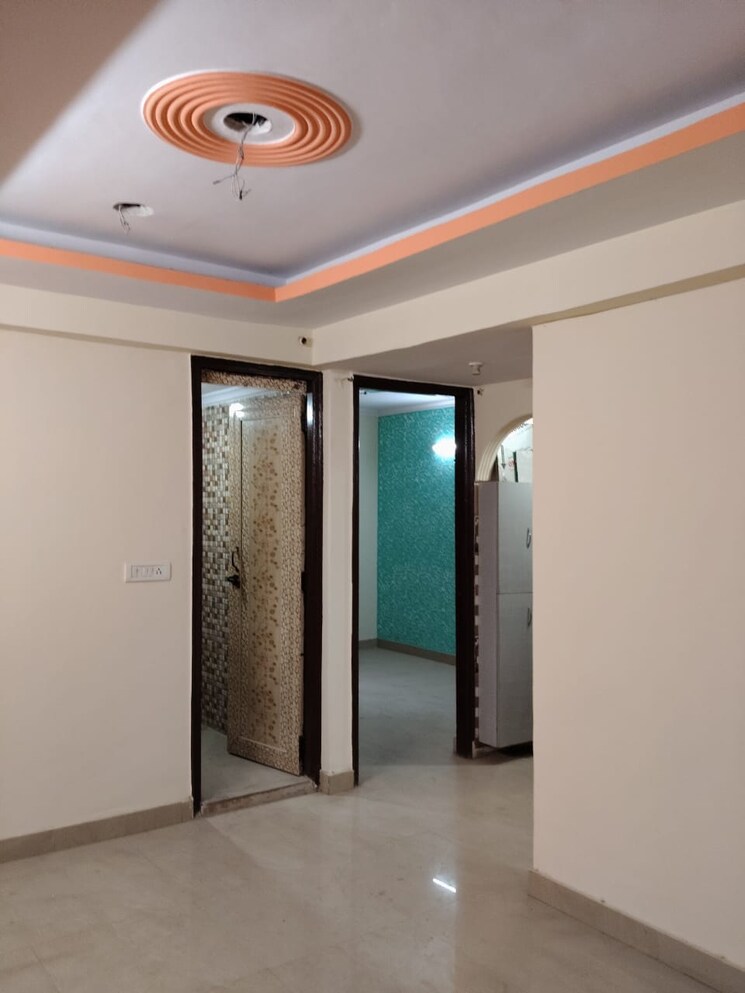 Room, krishna park 2 Bedroom 850 Sq.Ft. Builder Floor In Krishna Park Delhi 9712182