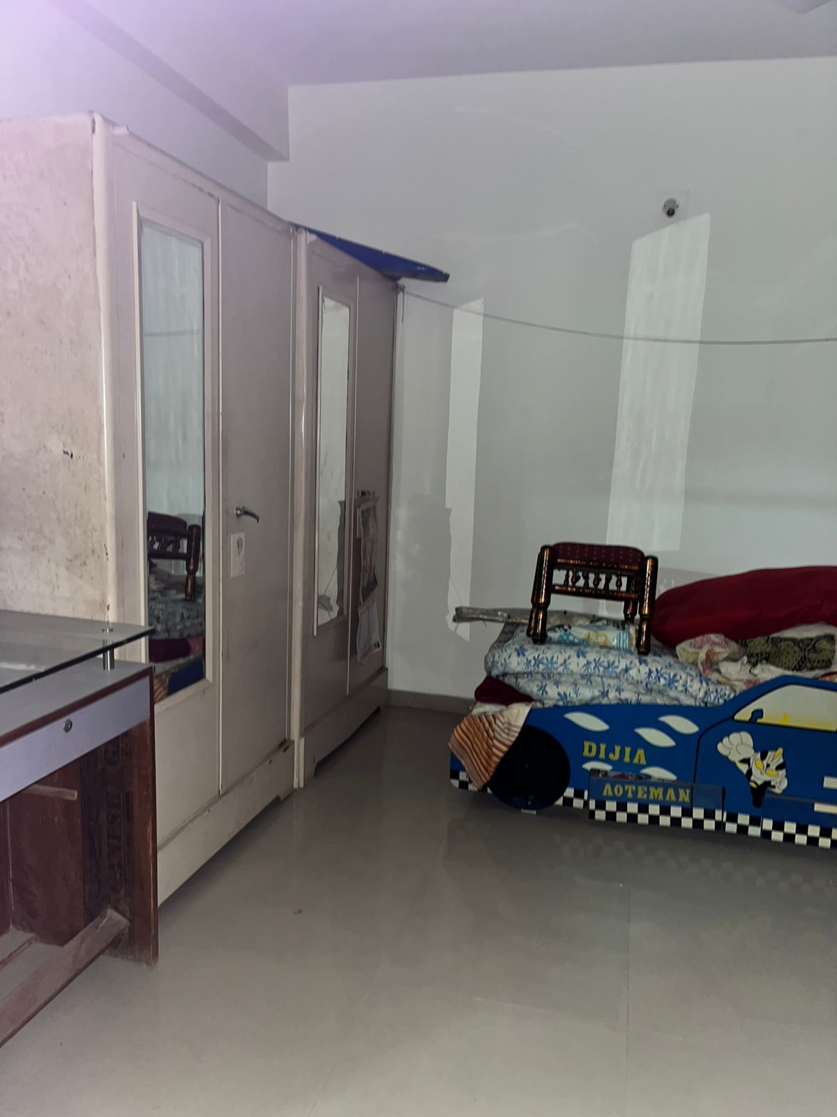 Bedroom in 3 BHK Independent House at Shela – for Rent