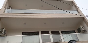 Furnished Amenities in 2 BHK Independent House at Sector 7 – for Rent