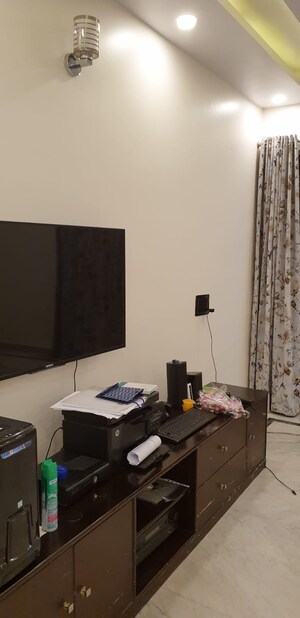 Team Area in 2 BHK Independent House at Sector 7 – for Rent