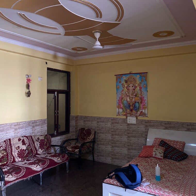 Bedroom, palam vihar extension 2.5 Bedroom 900 Sq.Ft. Builder Floor In Palam Vihar Extension Gurgaon 9712316