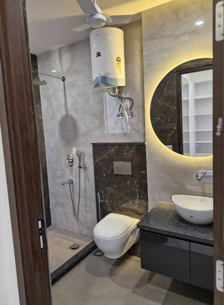 Bathroom, sarabha nagar 2 Bedroom 1100 Sq.Ft. Builder Floor In Sarabha Nagar Ludhiana 9712307
