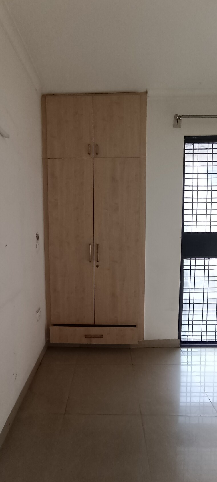 Room, ansal-api-esencia 3.5 Bedroom 2150 Sq.Ft. Apartment In Sector 67 Gurgaon 9712288