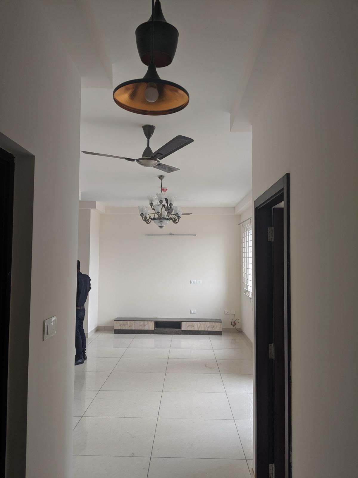 2 BHK Apartment For Rent in Prestige Lakeside Habitat