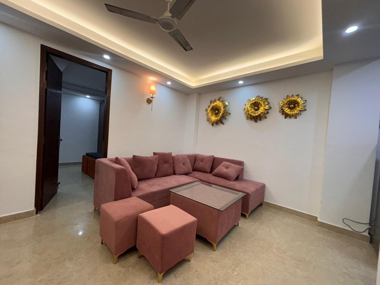 2 BHK Builder Floor For Rent in Nebsarai 