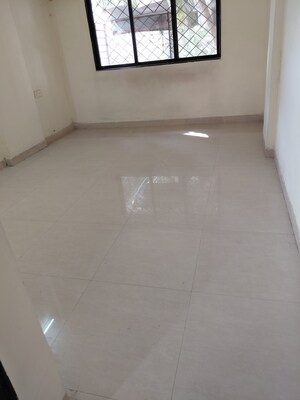 Room in 2 BHK Apartment at Satellite Garden, Goregaon East – for Rent