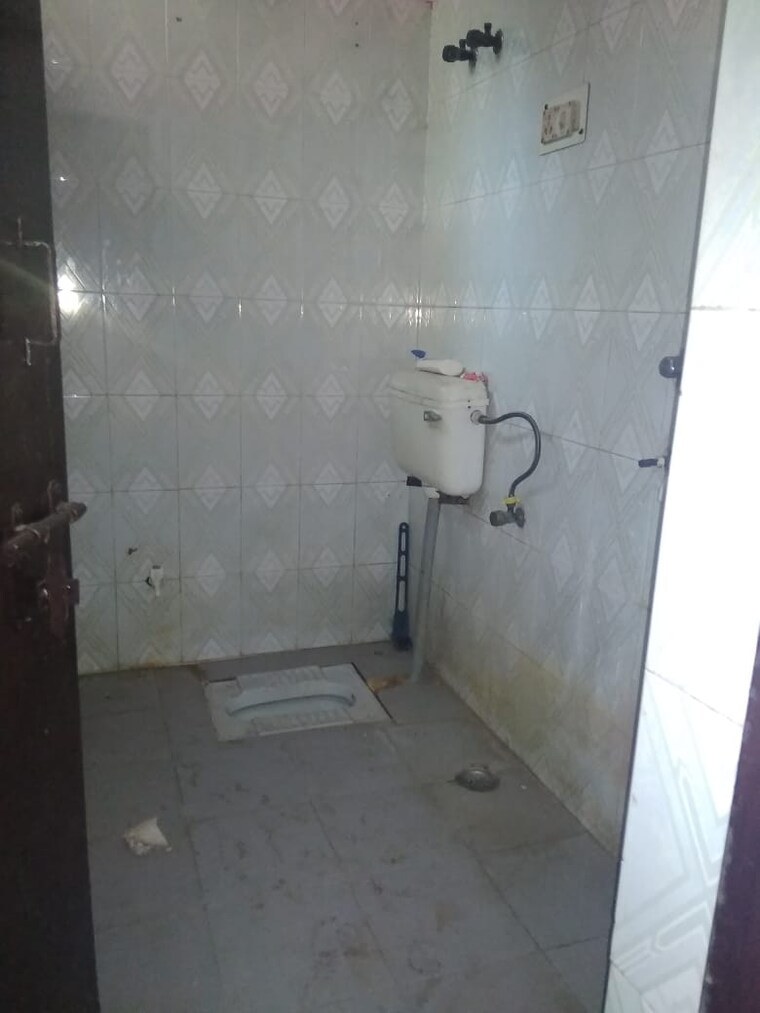 Bathroom, eta i greater noida 3 Bedroom 200 Sq.Mt. Independent House In Eta I Greater Noida Greater Noida 9712315