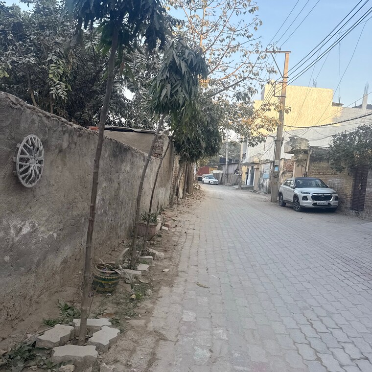  Parking, new palam vihar phase 2  153 Sq.Yd. Plot In New Palam Vihar Phase 2 Gurgaon 9712388