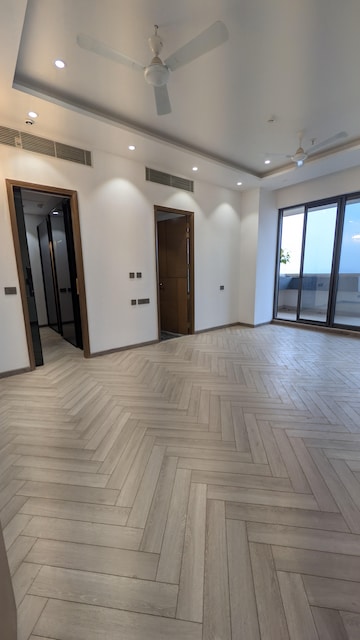 Room in 4 BHK Apartment at ABA County 107, Sector 107 – for Sale