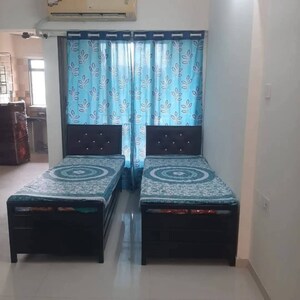 Room in  Pg at Goregaon East – for Rent