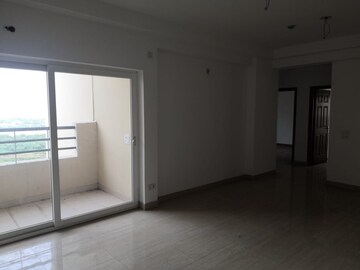 Room in 2 BHK Builder Floor at Eta Ii Greater Noida – for Sale