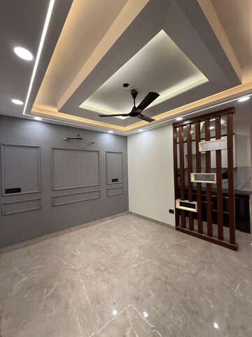 Living Room in 3 BHK Builder Floor at Govindpuri – for Rent