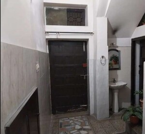 Bathroom in 4 BHK Independent House at Husainganj – for Sale