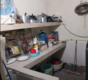 Team Area in 4 BHK Independent House at Husainganj – for Sale