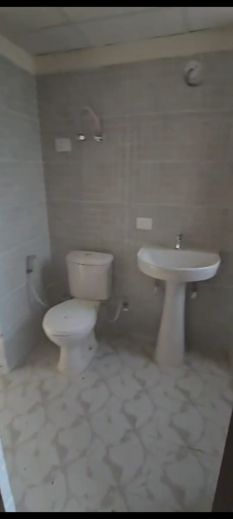 Bathroom, amrapali-terrace-homes 3 Bedroom 1185 Sq.Ft. Apartment In Tech Zone 4 Greater Noida Greater Noida 9712457